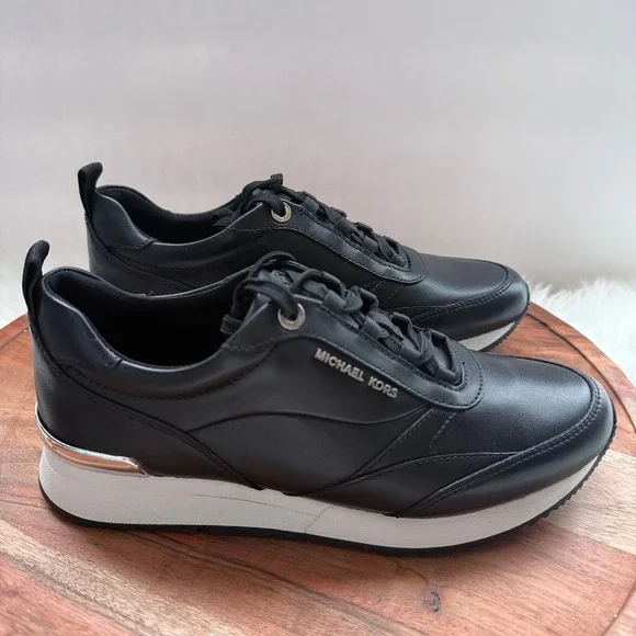 Michael Kors Allie Strider Size 8M Black Silver Sneakers Size 8 Leather Shoes - Picture 2 of 14
